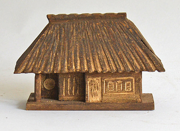 Wood Figurines 13x6.5x8.5cm