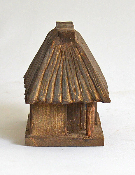 Wood Figurines 13x6.5x8.5cm